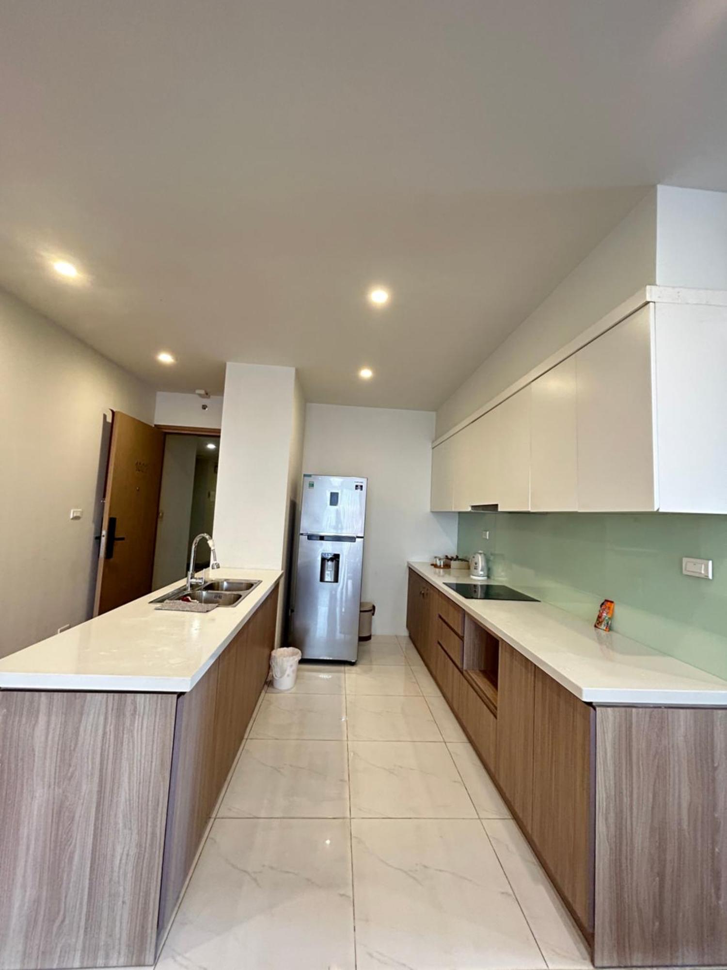 Sunday Premium Apartment Ha Long Exterior photo