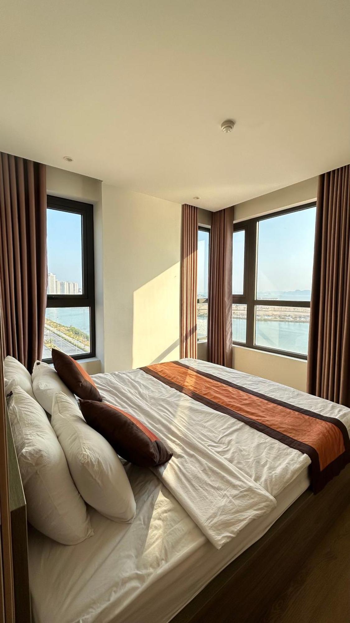 Sunday Premium Apartment Ha Long Exterior photo